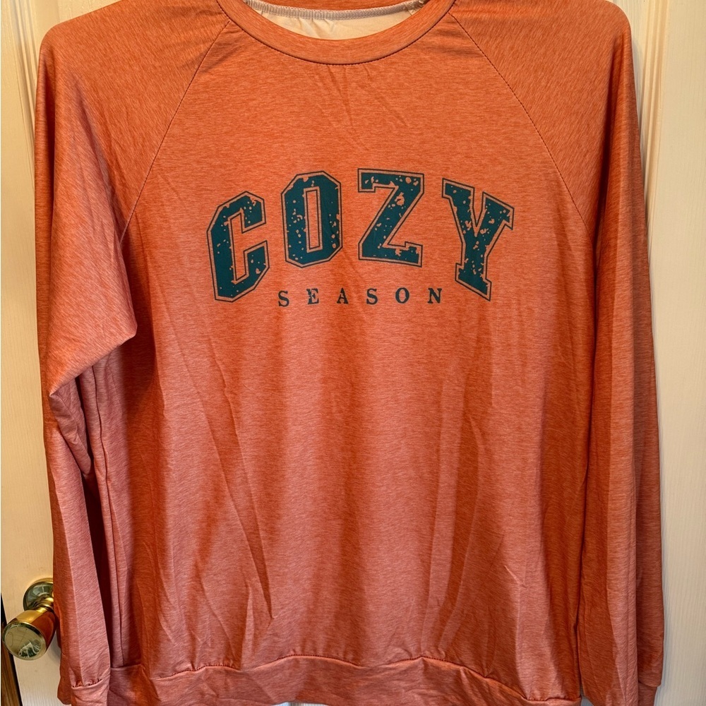 Cozy Season Graphic Sweatshirt Size XL